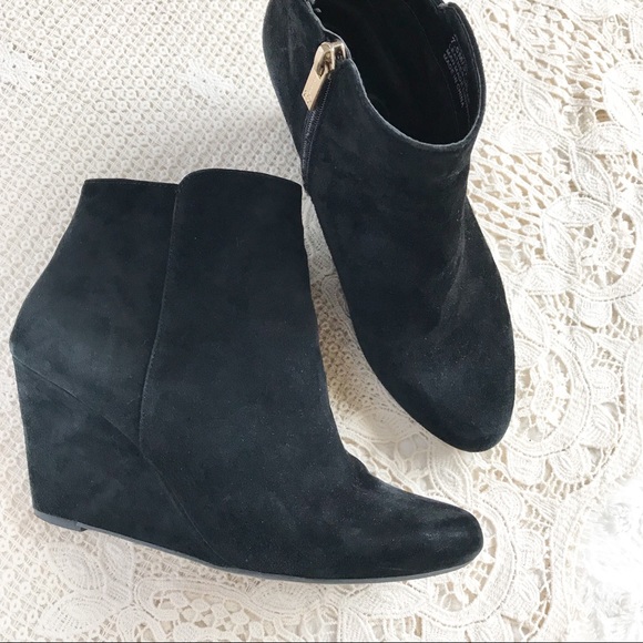 Jessica Simpson Shoes - ⬇️$40 {Jessica Simpson} Black Suede Wedge Booties